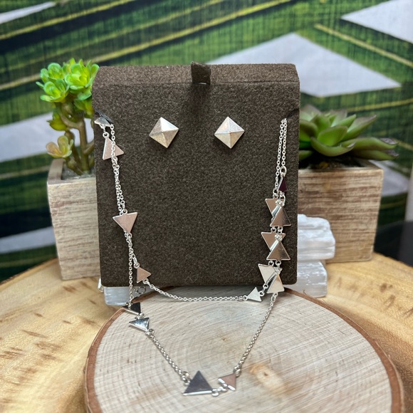 Stella & Dot Necklace & Earring Set ✨ - Picture 2 of 7